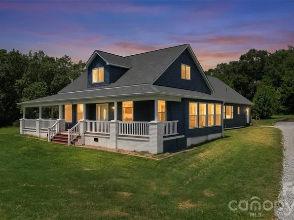 776 S Grove Street Ext, Lincolnton, NC 28092