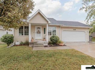2338 NW 44th St, Lincoln, NE 68524