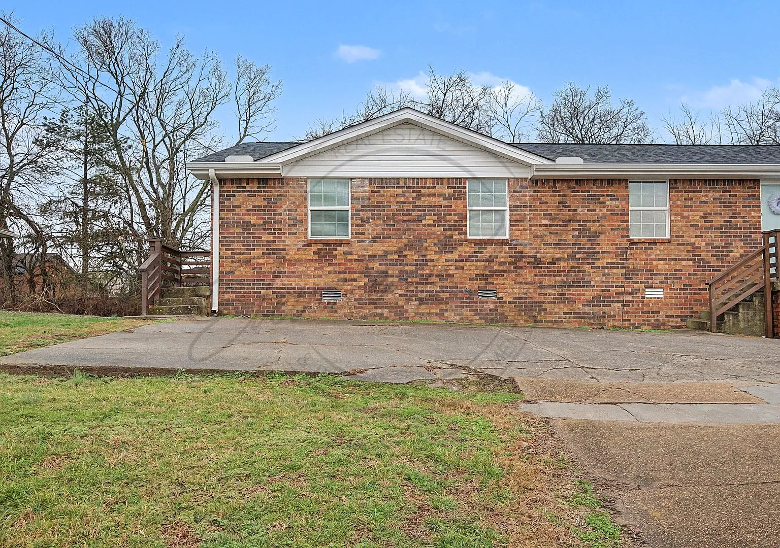 One Month Free Rent: Two Bedroom Ranch Style Duplex In North Nashville! — Photo 2