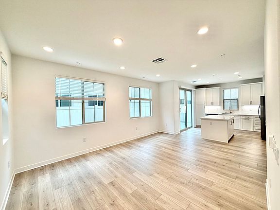 5th image of 26893 Rubicon Rd
