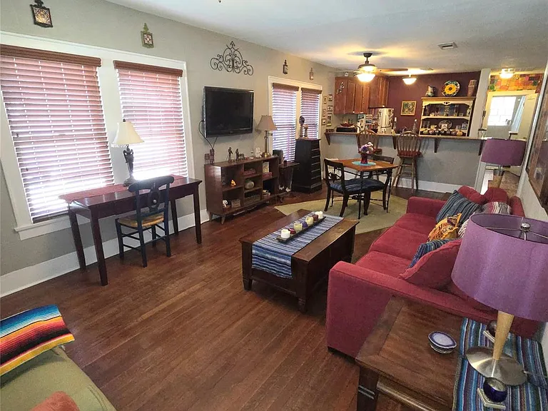 1425 Munger St — Photo 4