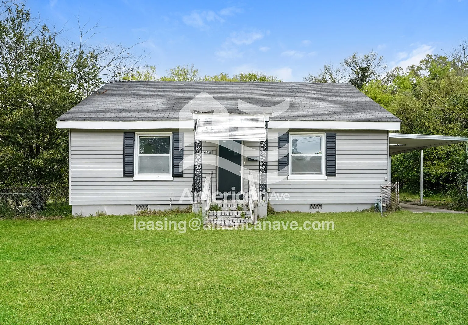 3 bed, 2.0 bath, 2009 sqft, $1,047 — Photo 1