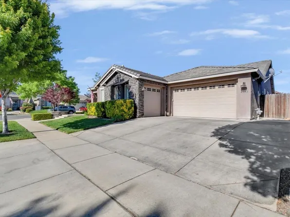2199 Newcastle Dr, Yuba City, CA 95991
