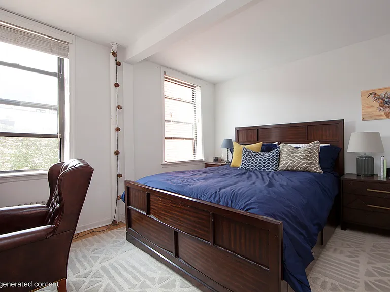 244 Hoyt St #3R — Photo 4