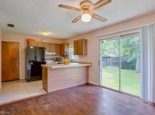 210 Rio Rd, Jacksonville, FL 32218