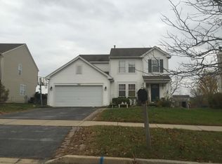 702 Graham Rd, North Aurora, IL 60542