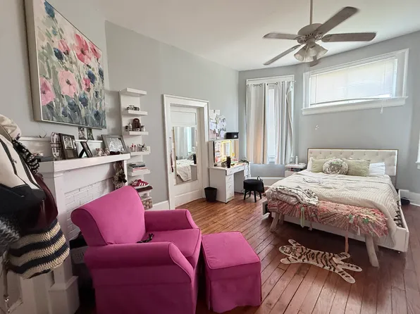 135 Ashley Ave APT B, Charleston, SC 29401