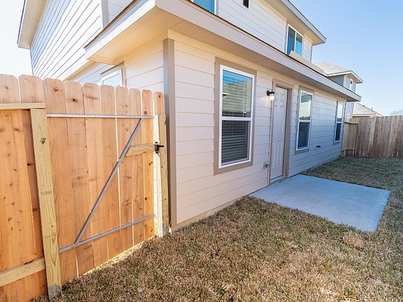 5th image of 24446 Bella Carolina Ct