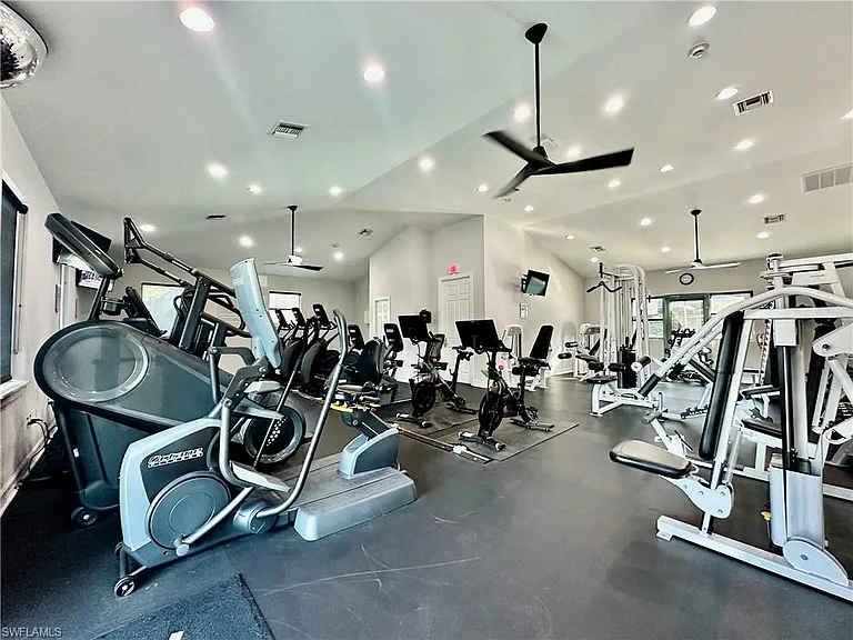 2730 Cypress Trace Cir #2828 — Photo 40