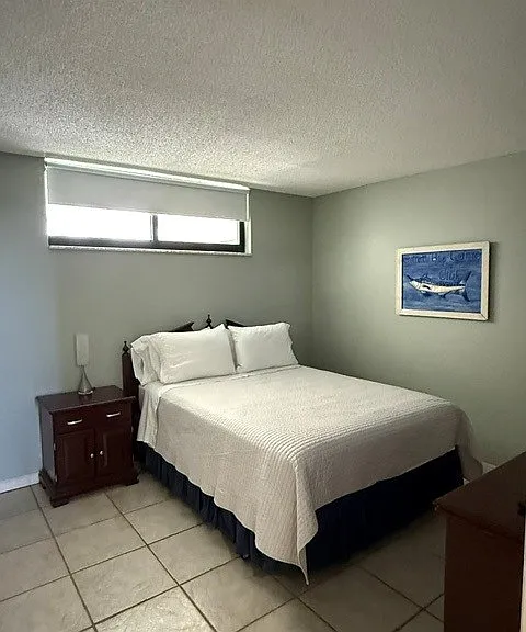 Bedroom with queen bed