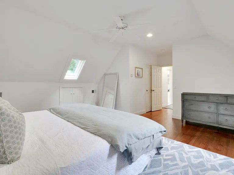 97 Wainscott Northwest Rd — Photo 25