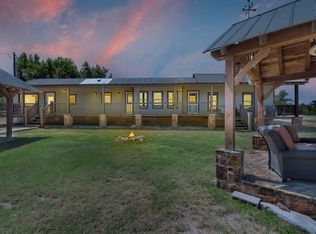 434 Gold Shaeffer Road, Fredericksburg, TX 78624