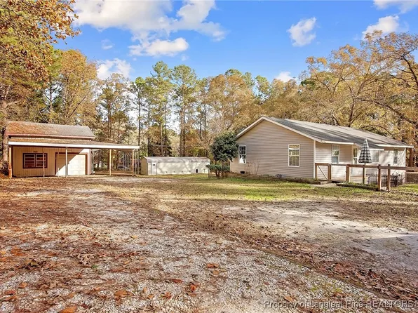 711 McKay Dr, Spring Lake, NC 28390