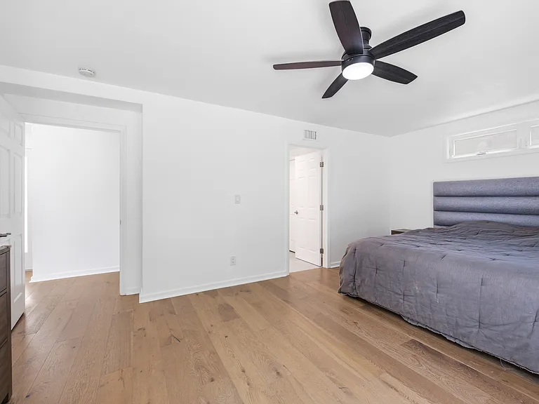 1017 Ashford Ct — Photo 23