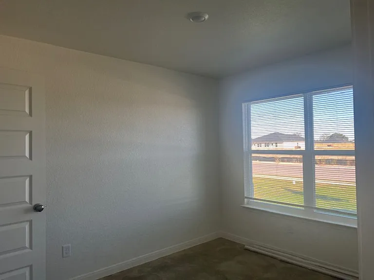 903 Cherry Laurel Ln — Photo 8