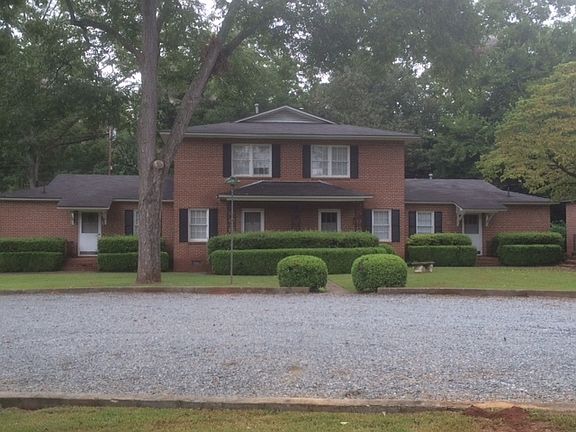 5th image of 910C Hancock Dr