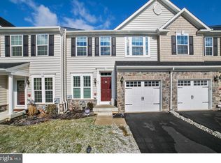 53 Hawkswell Cir, Oreland, PA 19075
