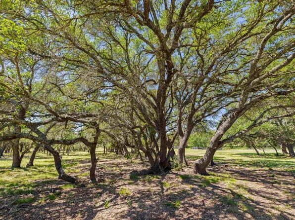937 Flat Creek Road, Johnson City, TX 78636