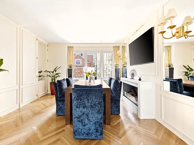 210 Central Park S #17D — Photo 7