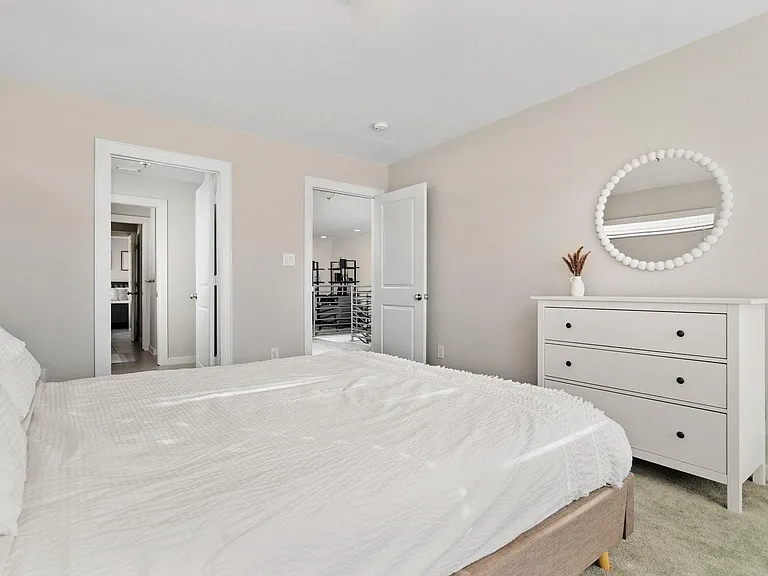 208 Detering St — Photo 18