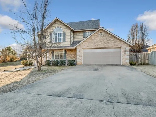 401 NE Shasta Ct, Bentonville, AR 72712