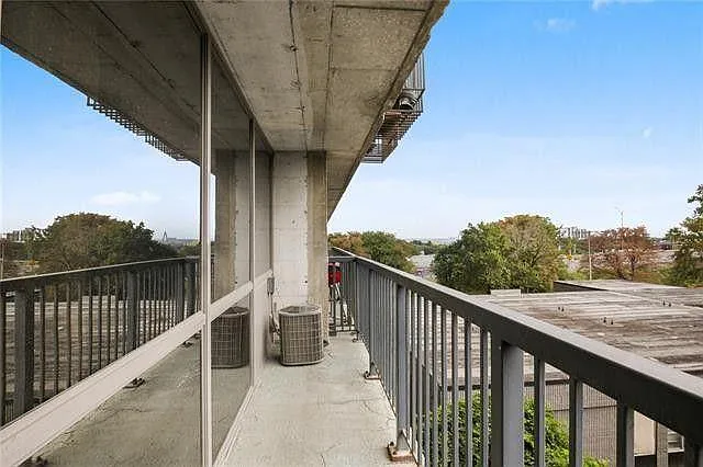 600 E Admiral Blvd #304 — Photo 14