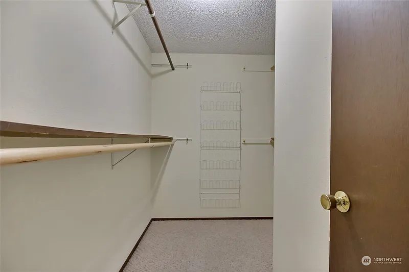 Thumbnail 16