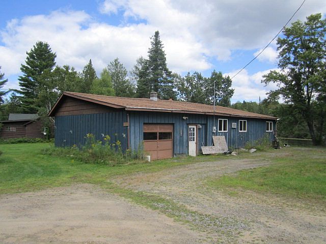 2nd image of 53 River Rd