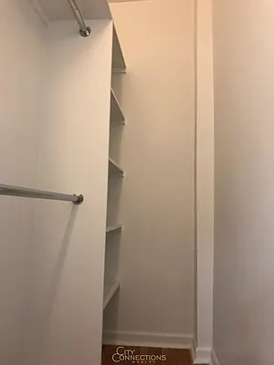 Rented by City Connections Realty | media 15