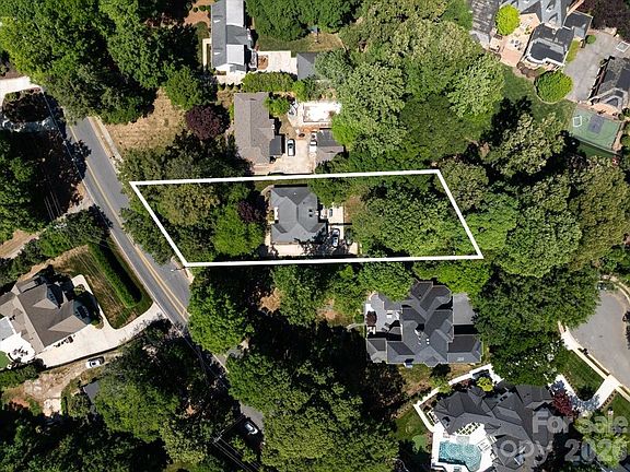 2nd image of 5017 Sharon View Rd