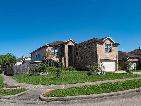 2nd image of 16810 Bending Creek Ln