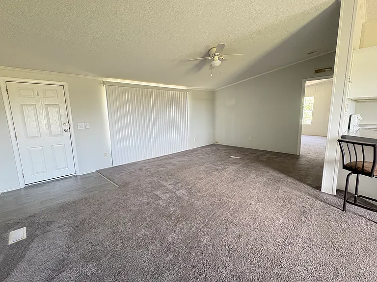 105 Sandy Ridge Rd — Photo 1