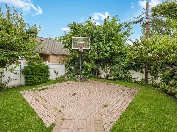 76-27 175th Street image 29 of 31