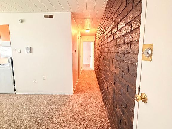 5th image of 4909 Verona Rd #7