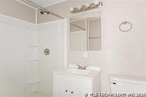 4th image of 439 S 66th East Ave