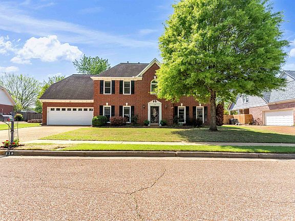 3rd image of 519 Sagewood Dr