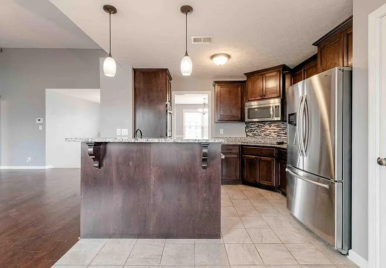 1063 Freedom Dr — Photo 5