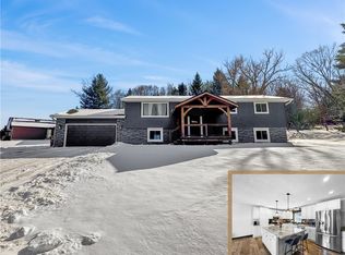 858 Oak St, Mondovi, WI 54755