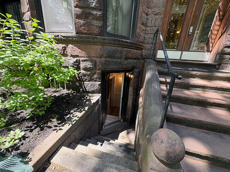 379 Commonwealth Ave #2A — Photo 9