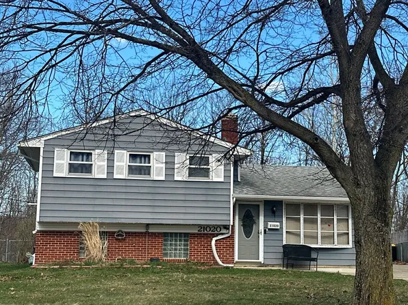 21020 N Vancey Dr, Brookpark, OH 44142