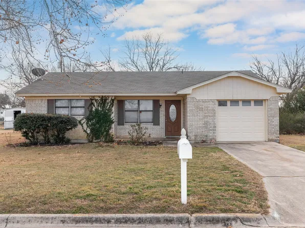 3901 Crestridge Dr, Brownwood, TX 76801