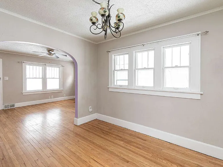 3014 Woodland Ave — Photo 13