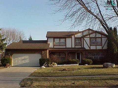 1st image of 825 E Selby Dr