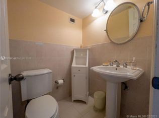 8233 Harding Ave APT 204, Miami Beach, FL 33141