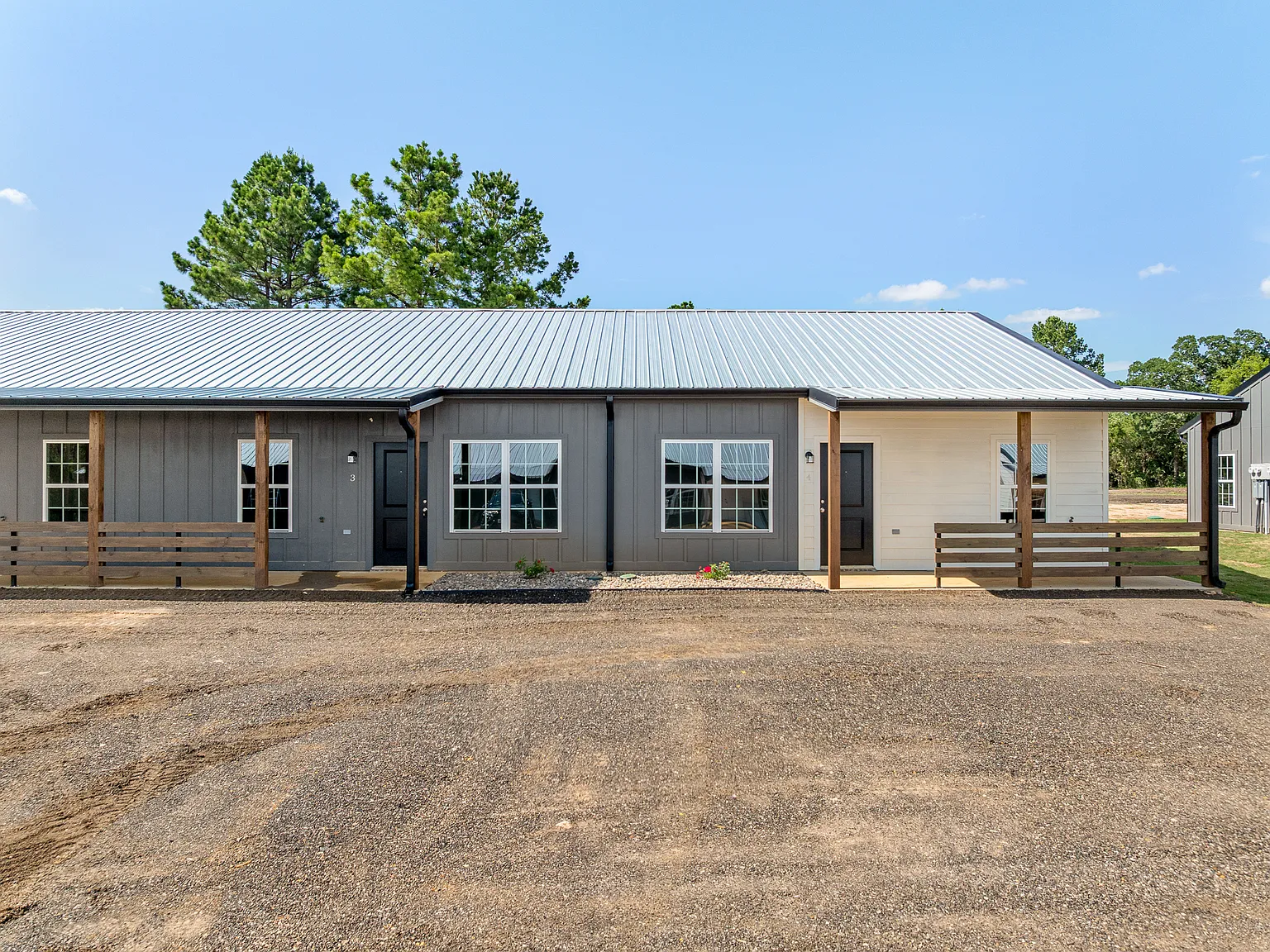 14ThePines — Photo 2