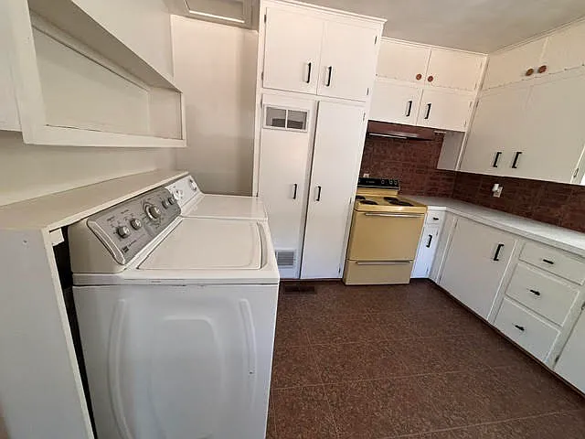 2 bed, 800 sqft, $900 — Photo 3