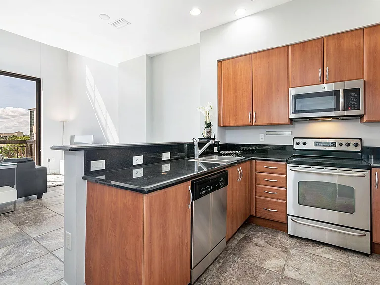 801 S Olive Ave #414 — Photo 7