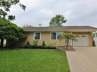 90 Monterey Rd, Tonawanda, NY 14150