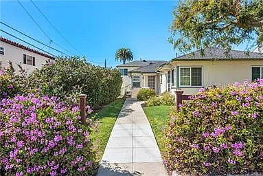 Studio, 200 sqft, $1,700 — Photo 2