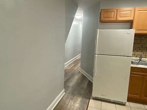 5th image of 56 N 58th St #B